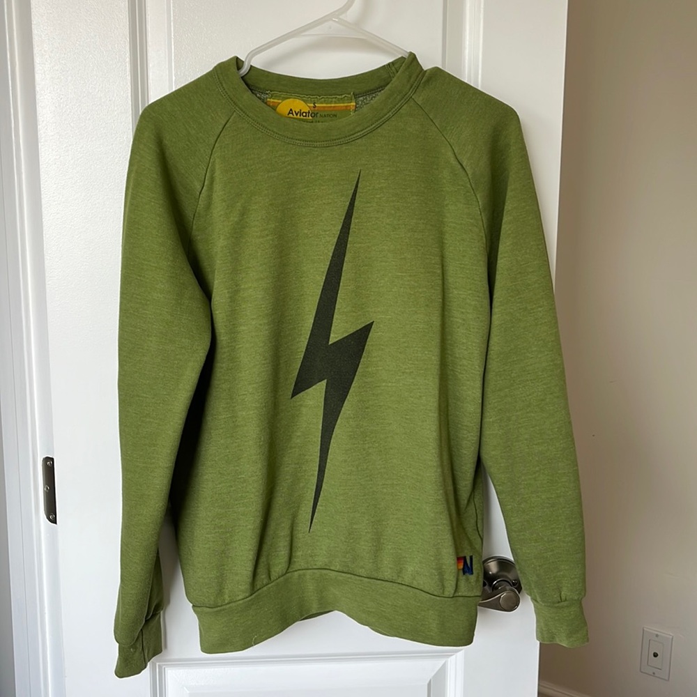 Beautiful aviator nation green crew neck!